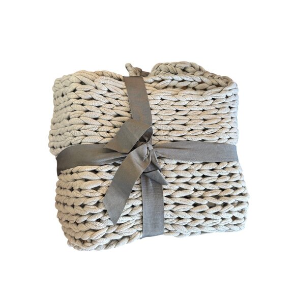 Madison Park Chunky Knit Throw Blanket 50"x60" Grey 100% Acrylic Soft Cozy Home - Picture 8 of 8